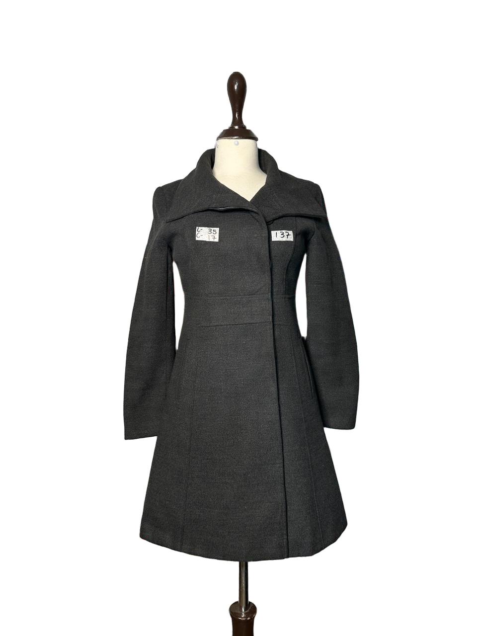 COAT - 137