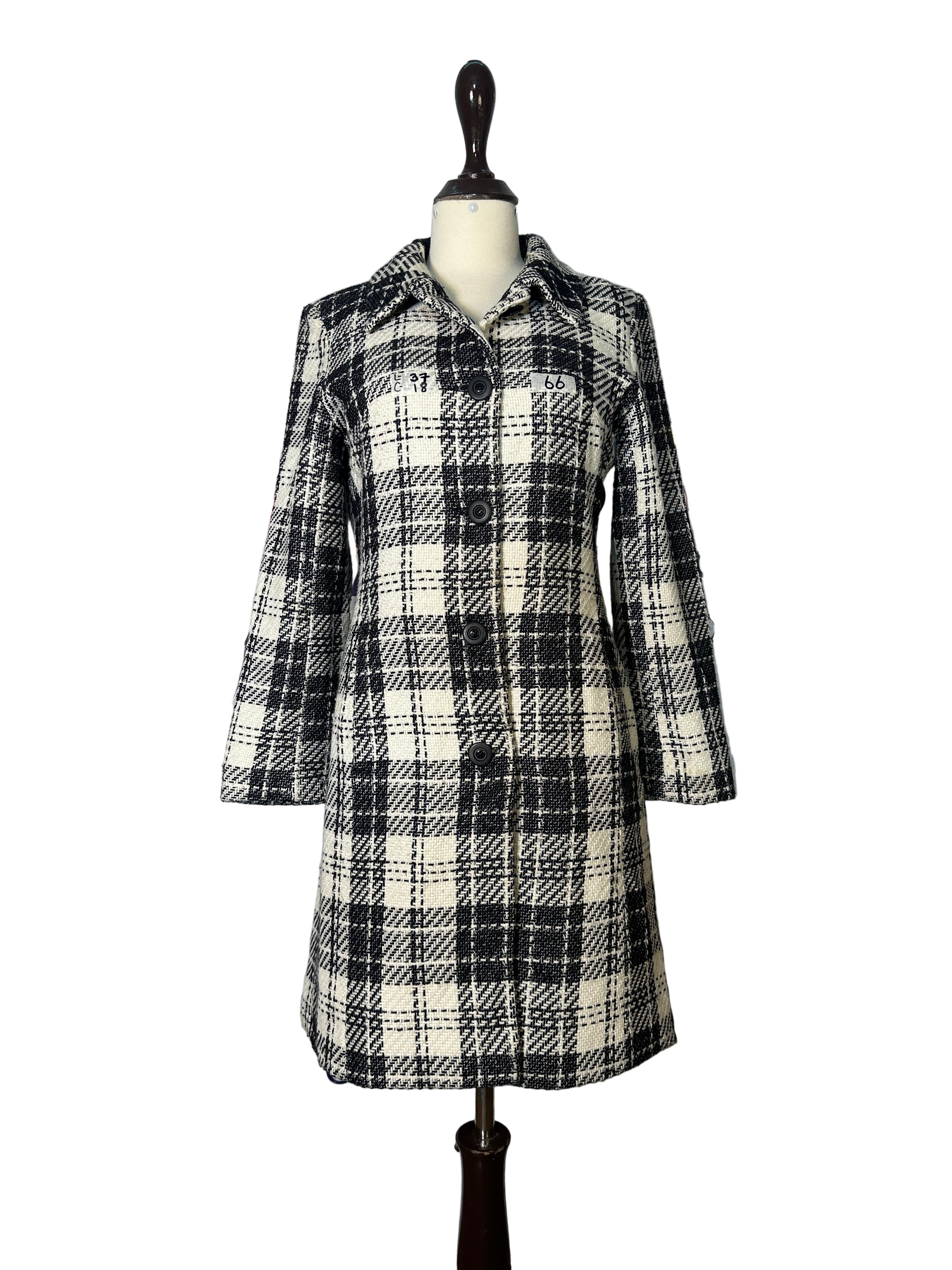 COAT - 66